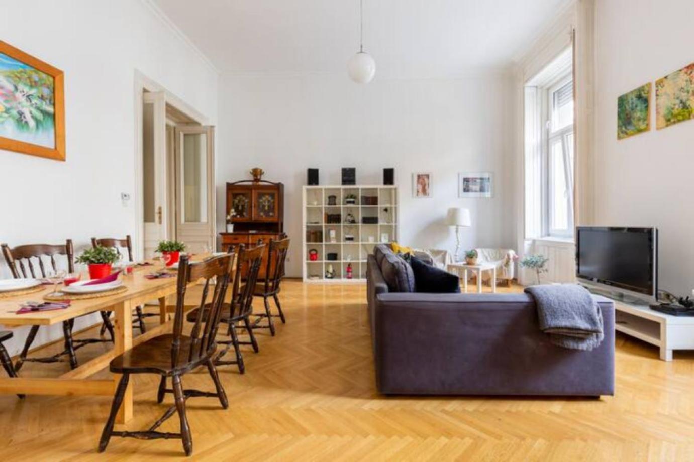 Bourgeois Elegance In The Heart Of Budapeszt Zewnętrze zdjęcie