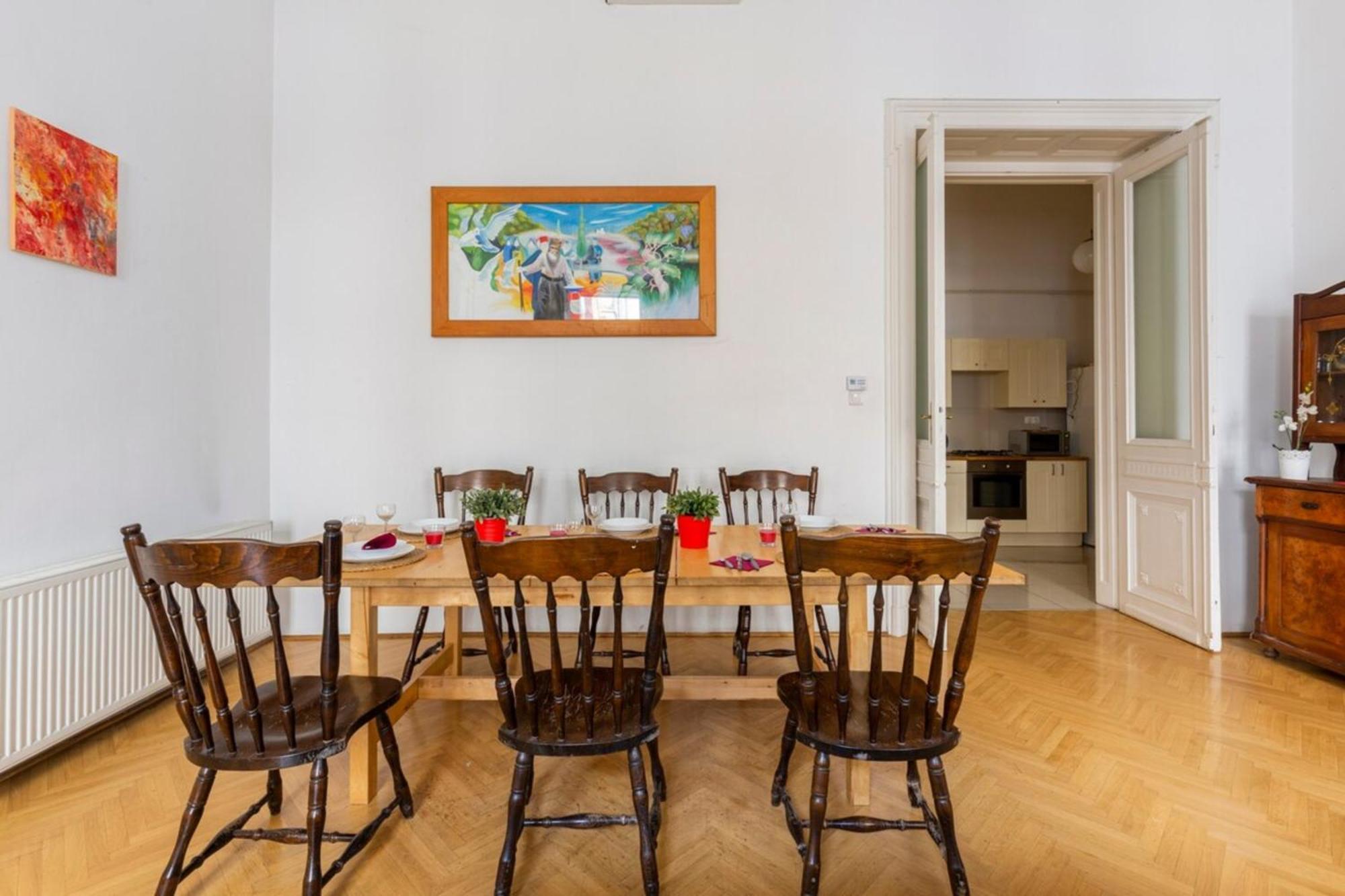 Bourgeois Elegance In The Heart Of Budapeszt Zewnętrze zdjęcie